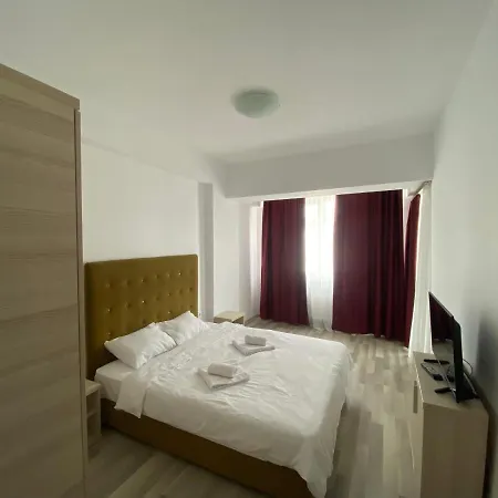 3 Spacious Summerland Flat 2baths 97sqm Clubs&family Apartmán *